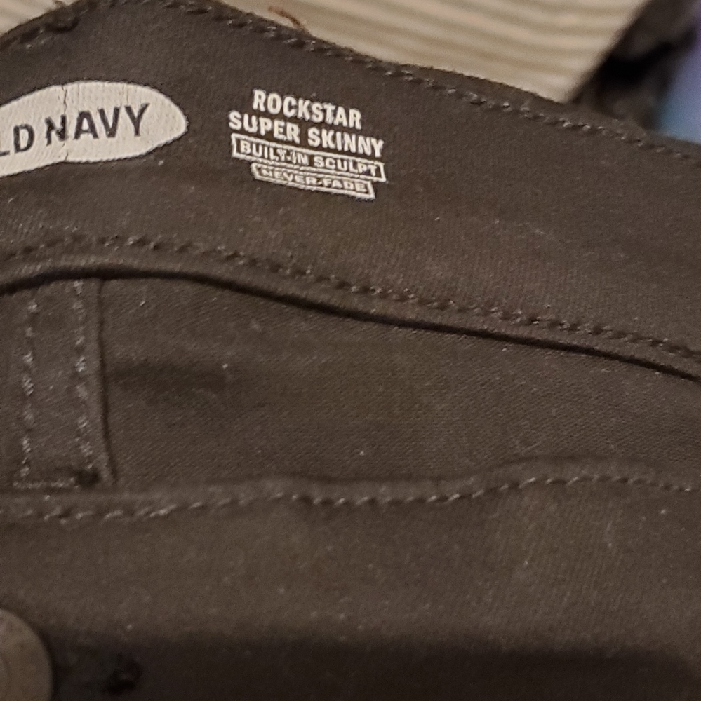 Old Navy Black Super Skinny Jeans